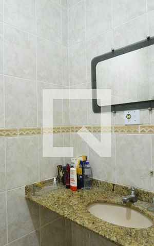 Casa à venda com 311m², 5 quartos e 1 vagaBanheiro