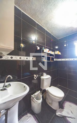 Casa para alugar com 250m², 2 quartos e 2 vagasBanheiro