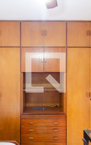 Casa à venda com 200m², 3 quartos e 2 vagasQuarto 3
