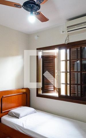 Casa à venda com 200m², 3 quartos e 2 vagasQuarto 3