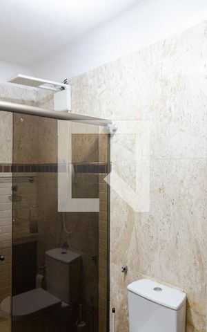 Casa à venda com 200m², 3 quartos e 2 vagasBanheiro do Quarto 1