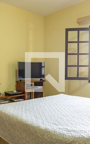 Casa à venda com 280m², 3 quartos e 4 vagas Casa à venda com 280m², 3 quartos e 4 vagasQuarto