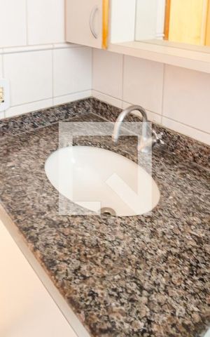 Apartamento para alugar com 64m², 2 quartos e 1 vaga Apartamento para alugar com 64m², 2 quartos e 1 vagaBanheiro Social