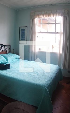 Casa à venda com 550m², 3 quartos e 3 vagas Casa à venda com 550m², 3 quartos e 3 vagasQuarto 3