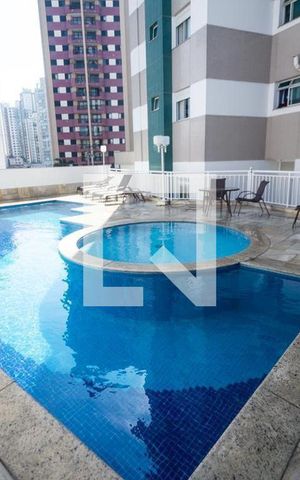 Apartamento à venda com 78m², 3 quartos e 2 vagasPiscina
