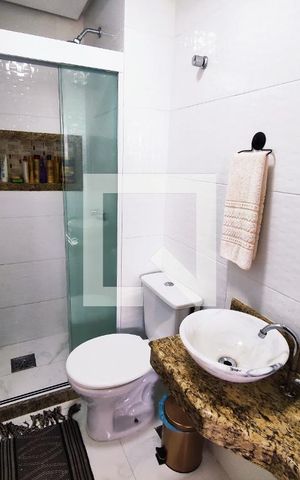 Apartamento à venda com 115m², 2 quartos e 1 vaga Apartamento à venda com 115m², 2 quartos e 1 vagaBanheiro