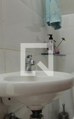 Casa de condomínio à venda com 100m², 3 quartos e 1 vagaLavabo