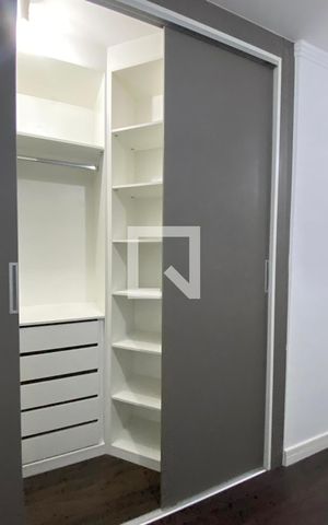 Apartamento à venda com 54m², 2 quartos e 2 vagasCloset da suíte 1