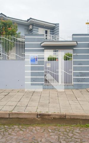 Casa à venda com 207m², 3 quartos e 1 vagaFachada