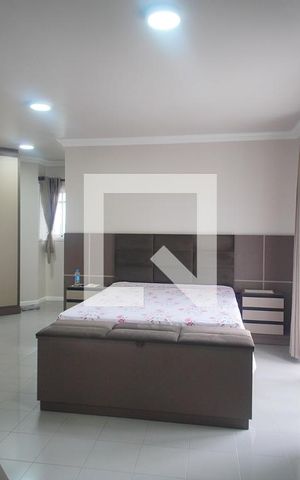 Casa à venda com 207m², 3 quartos e 1 vagaSuíte 2
