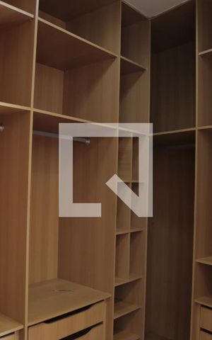 Casa à venda com 150m², 2 quartos e 2 vagasCloset