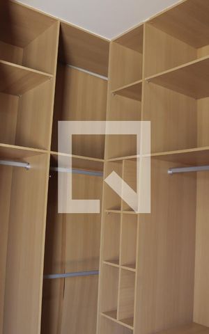 Casa à venda com 150m², 2 quartos e 2 vagasCloset