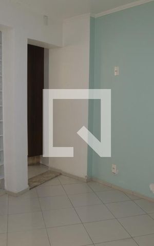 Casa à venda com 150m², 2 quartos e 2 vagasCopa