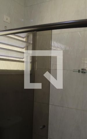 Casa à venda com 150m², 2 quartos e 2 vagasBanheiro