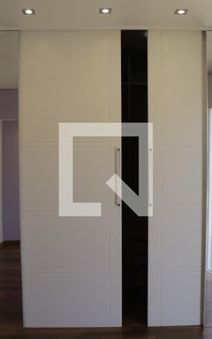 Casa à venda com 150m², 2 quartos e 2 vagasCloset