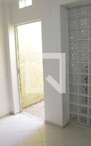 Casa à venda com 150m², 2 quartos e 2 vagasCopa