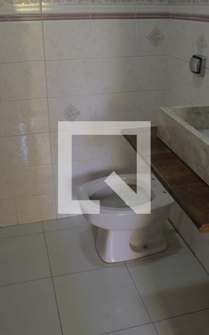 Casa à venda com 150m², 2 quartos e 2 vagasBanheiro de Serviço