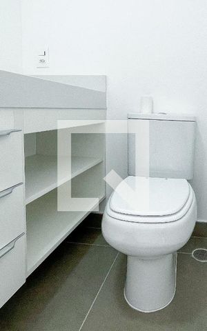 Apartamento à venda com 47m², 1 quarto e 1 vaga Apartamento à venda com 47m², 1 quarto e 1 vagaBanheiro