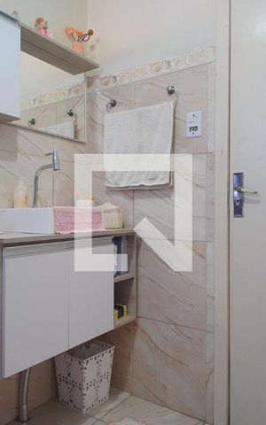 Casa à venda com 168m², 2 quartos e 1 vagaBanheiro 1