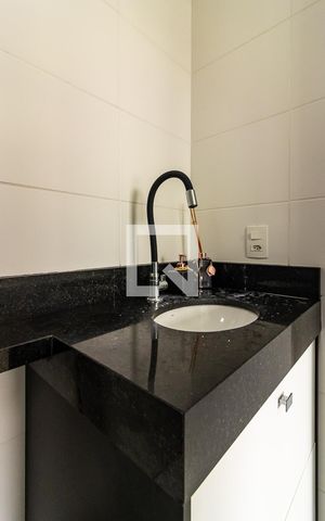 Studio à venda com 28m², 1 quarto e sem vaga Studio à venda com 28m², 1 quarto e sem vagaBanheiro