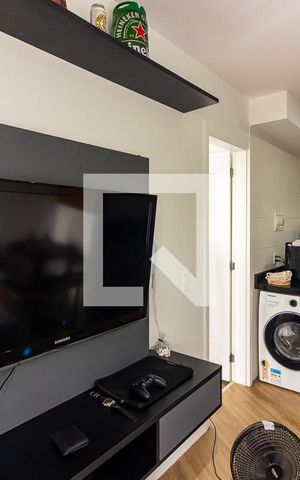 Studio à venda com 28m², 1 quarto e sem vaga Studio à venda com 28m², 1 quarto e sem vagaSala