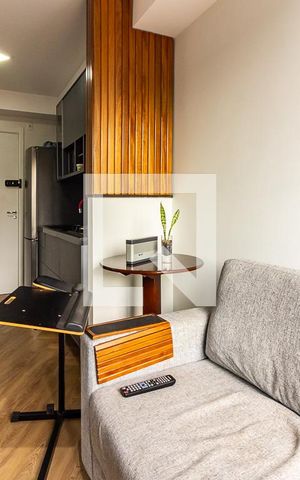 Studio à venda com 28m², 1 quarto e sem vaga Studio à venda com 28m², 1 quarto e sem vagaSala