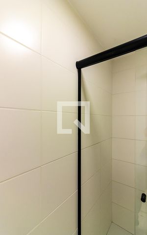 Studio à venda com 28m², 1 quarto e sem vaga Studio à venda com 28m², 1 quarto e sem vagaBanheiro