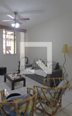 Casa à venda com 262m², 3 quartos e 2 vagasSala