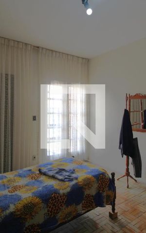 Casa à venda com 262m², 3 quartos e 2 vagasSuíte
