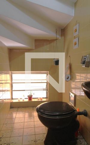 Casa à venda com 262m², 3 quartos e 2 vagasLavabo