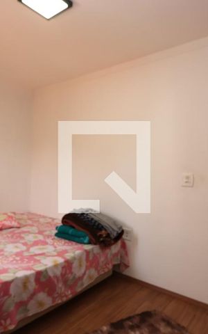 Casa à venda com 427m², 3 quartos e 2 vagas Casa à venda com 427m², 3 quartos e 2 vagasQuarto