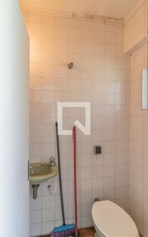 Casa para alugar com 385m², 4 quartos e 4 vagas Casa para alugar com 385m², 4 quartos e 4 vagasBanheiro 6