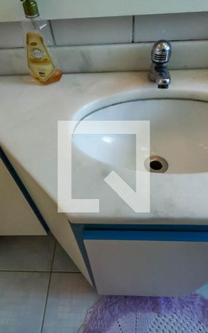 Apartamento para alugar com 74m², 3 quartos e 1 vaga Apartamento para alugar com 74m², 3 quartos e 1 vagaBanheiro