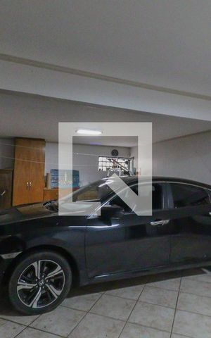 Casa de condomínio à venda com 420m², 5 quartos e 3 vagas Casa de condomínio à venda com 420m², 5 quartos e 3 vagasGaragem