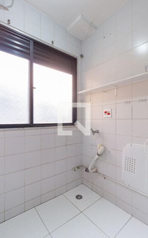 Apartamento para alugar com 57m², 2 quartos e 1 vagaCozinha e área de serviço