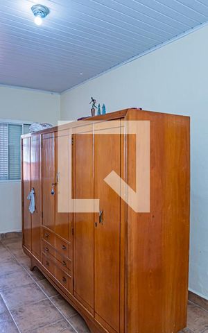 Casa à venda com 134m², 2 quartos e 2 vagas Casa à venda com 134m², 2 quartos e 2 vagasQuarto 1