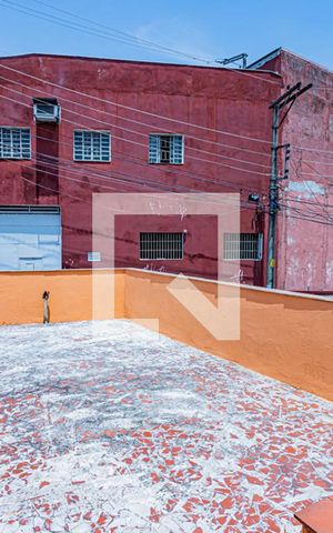 Casa à venda com 134m², 2 quartos e 2 vagas Casa à venda com 134m², 2 quartos e 2 vagasTerraço