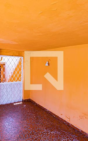 Casa à venda com 134m², 2 quartos e 2 vagas Casa à venda com 134m², 2 quartos e 2 vagasGaragem