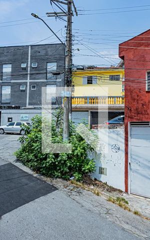 Casa à venda com 134m², 2 quartos e 2 vagas Casa à venda com 134m², 2 quartos e 2 vagasVista 1 Terraço