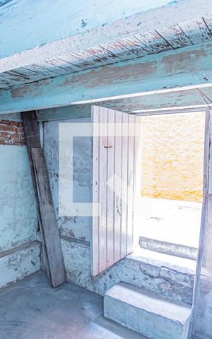 Casa à venda com 134m², 2 quartos e 2 vagas Casa à venda com 134m², 2 quartos e 2 vagasPorão