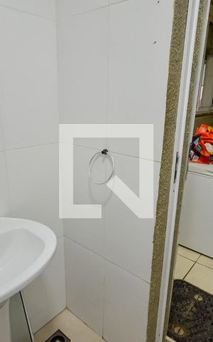 Casa à venda com 150m², 2 quartos e sem vaga Casa à venda com 150m², 2 quartos e sem vagaBanheiro de Serviço