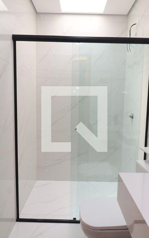 Casa à venda com 155m², 3 quartos e 2 vagasBanheiro da Suíte 2