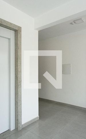 Apartamento à venda com 39m², 1 quarto e sem vagaÁrea comum - Elevador