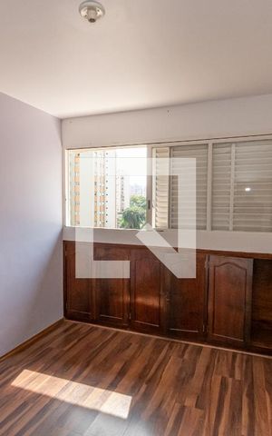Apartamento à venda com 70m², 1 quarto e sem vaga Apartamento à venda com 70m², 1 quarto e sem vagaQuarto