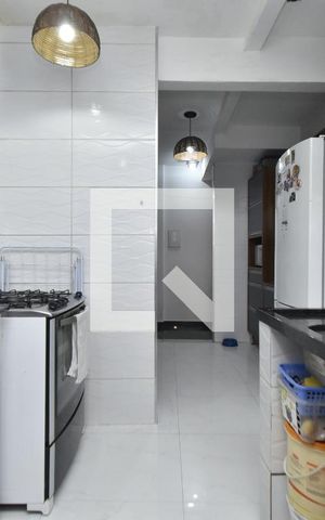 Apartamento à venda com 69m², 2 quartos e sem vagaCozinha e Área de Serviço