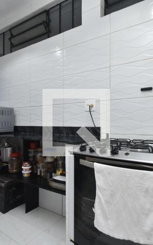 Apartamento à venda com 69m², 2 quartos e sem vagaCozinha e Área de Serviço