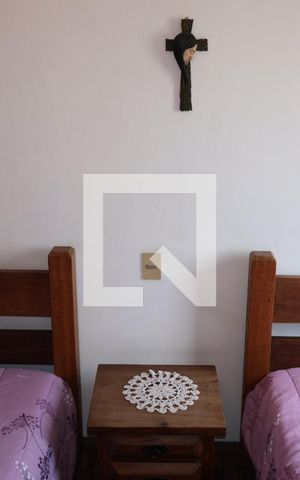 Casa para alugar com 216m², 3 quartos e 4 vagas Casa para alugar com 216m², 3 quartos e 4 vagasQuarto 2