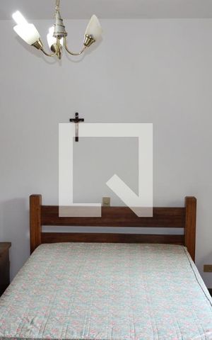 Casa para alugar com 216m², 3 quartos e 4 vagas Casa para alugar com 216m², 3 quartos e 4 vagasQuarto 1