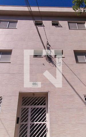 Studio para alugar com 28m², 1 quarto e sem vaga Studio para alugar com 28m², 1 quarto e sem vagaFachada