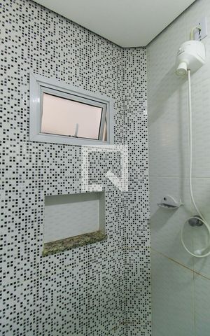 Studio para alugar com 28m², 1 quarto e sem vaga Studio para alugar com 28m², 1 quarto e sem vagaBanheiro